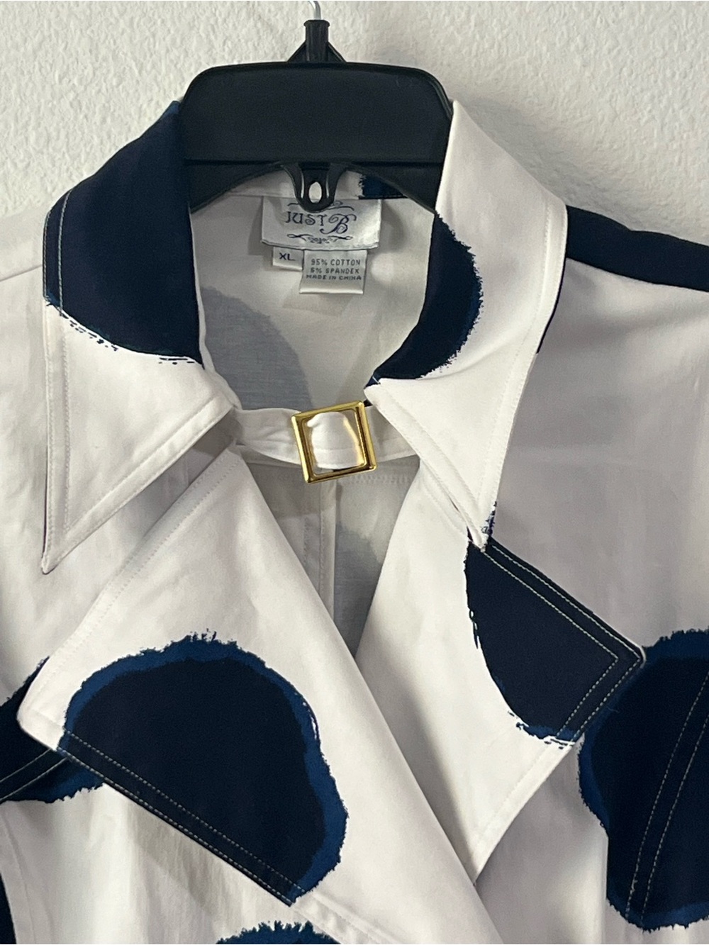 just be White Trench Coat with Black Polka Dots and Gold Buttons, Size XL - Picture 6 of 13